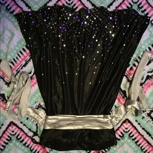 Short black dress with sequins